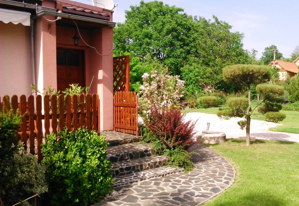 Bungalovy Natura Travnica Room photo
