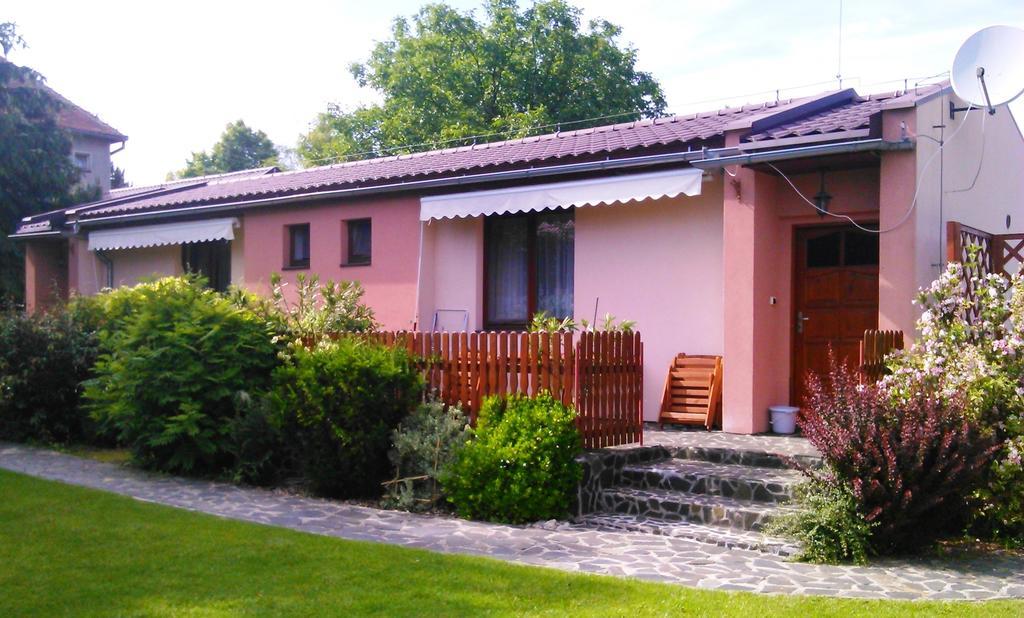 Bungalovy Natura Travnica Room photo
